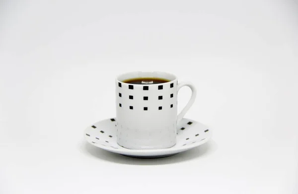 Vue Une Tasse Café Pleine Sur Une Soucoupe Fond Blanc — Photo