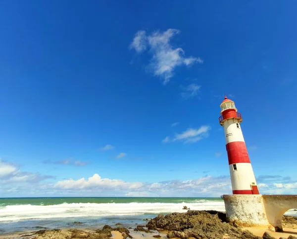 Deniz fenerinin güzel manzarası 