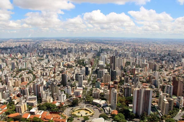 Brezilya 'nın Belo Horizonte şehrinin güzel hava manzarası