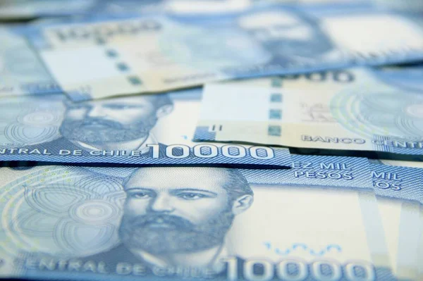 Şili pezosu. Yakın çekim faturaları.