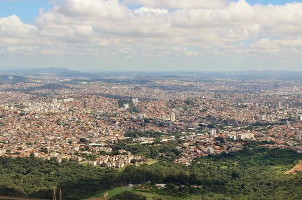 Brezilya 'nın Belo Horizonte şehrinin güzel hava manzarası