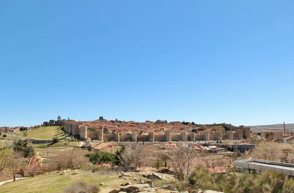 Ortaçağ şehri, Avila duvarları, İspanya