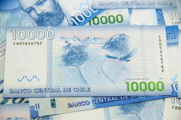 Şili pezosu. Yakın çekim faturaları.