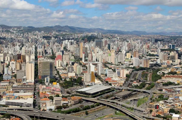 Brezilya 'nın Belo Horizonte şehrinin güzel hava manzarası