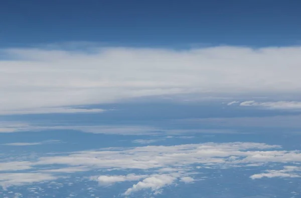 Nuages Blancs Dans Ciel Bleu — Photo