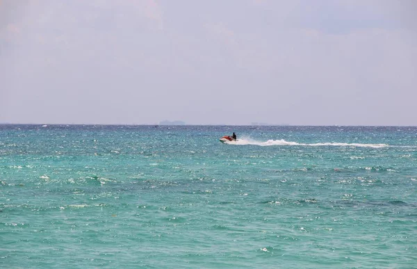 View Man Scooter Moving Horizon — Stock Photo, Image