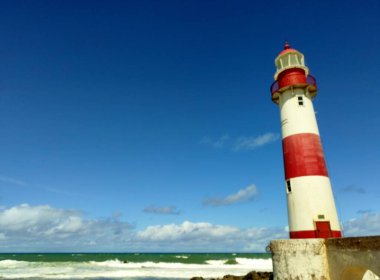 Deniz fenerinin güzel manzarası 