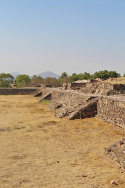 Teotihuacan manzarası, Meksika 'da antik bir şehir.