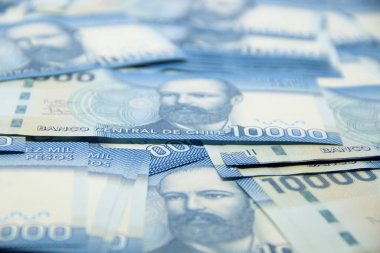 Şili pezosu. Yakın çekim faturaları.