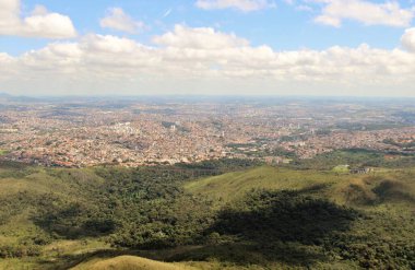 Brezilya 'nın Belo Horizonte şehrinin güzel hava manzarası