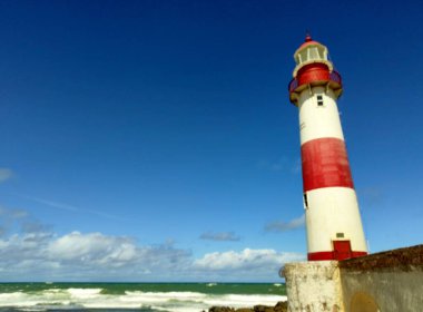 Deniz fenerinin güzel manzarası 