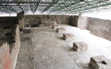 Mexico City 'nin yakın tapınak kalıntıları.