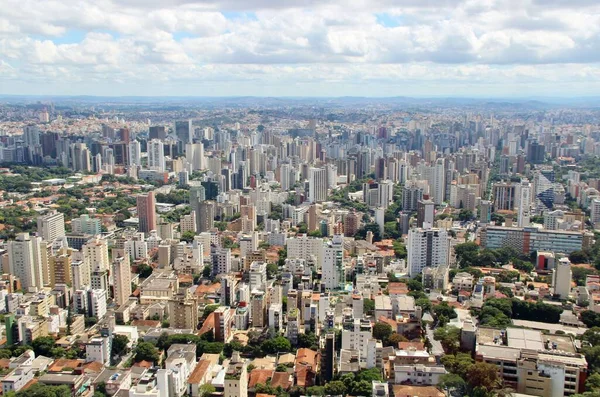 Brezilya 'nın Belo Horizonte şehrinin güzel hava manzarası