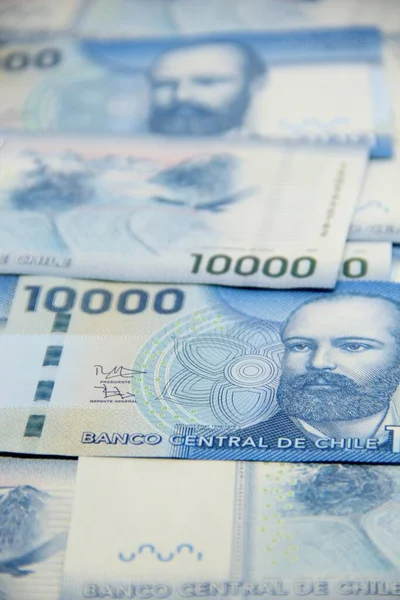 Şili pezosu. Yakın çekim faturaları.