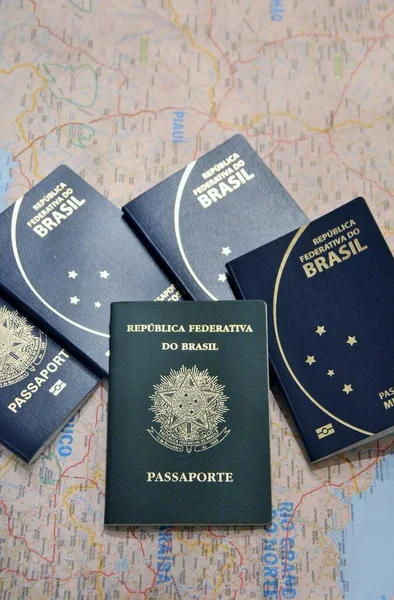 Vista Primer Plano Varios Pasaportes Mapa — Foto de Stock