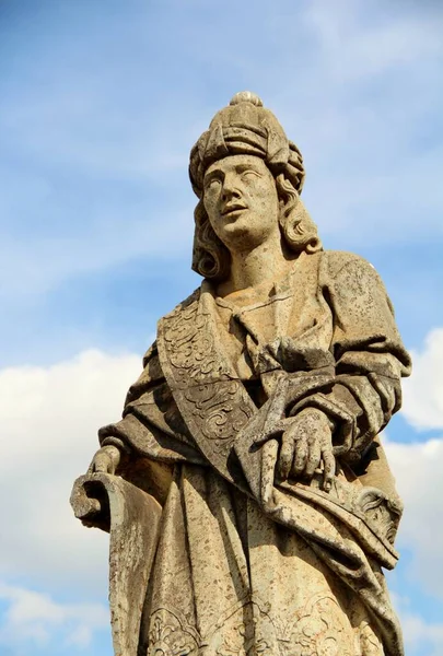 18. yüzyılın ikinci yarısında Bon Jesus de Matosinhos 'daki farklı Hıristiyan peygamberlerin heykelleri, Brezilya' nın Kongonhas şehrinde Haç Yolu 'na adanmış rokoko kilisesi. 