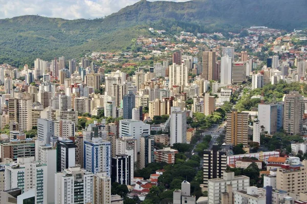 Brezilya 'nın Belo Horizonte şehrinin güzel hava manzarası