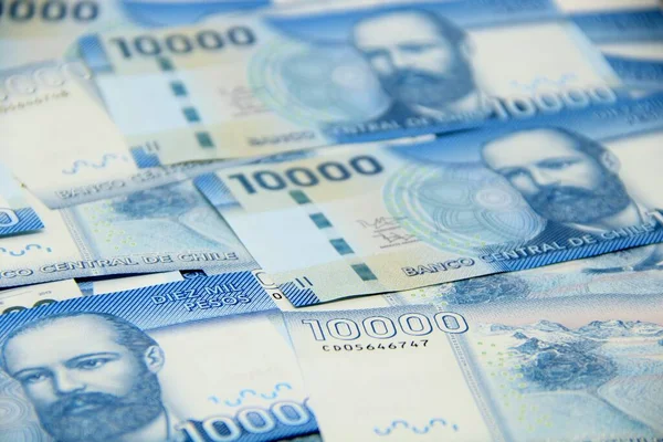 Şili pezosu. Yakın çekim faturaları.