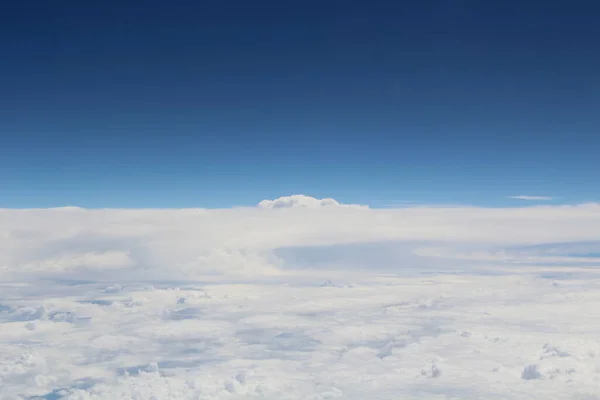 Vita Moln Den Blå Himlen — Stockfoto