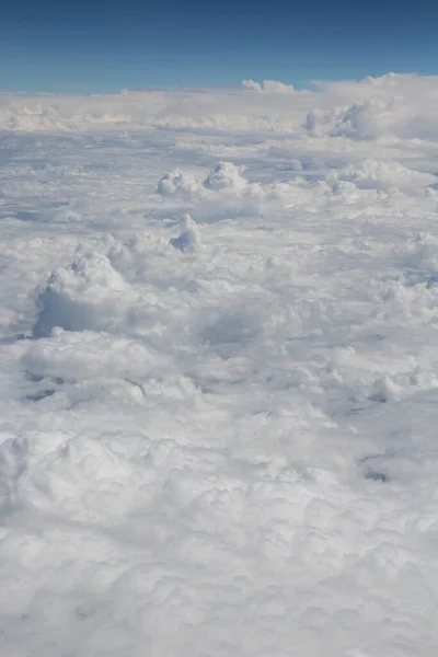 Witte Wolken Blauwe Lucht — Stockfoto