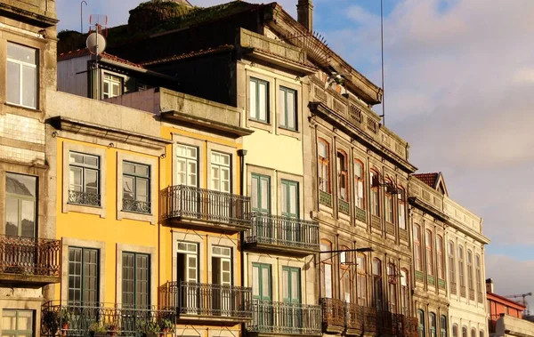 Vista Arquitectura Fachadas Edificios Calles Ciudad Portuaria Oporto Portugal — Foto de Stock