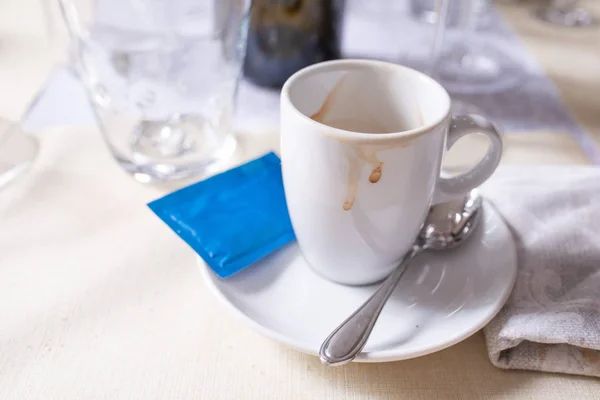 Чашка Итальянского Кофе Эспрессо Закончена — стоковое фото