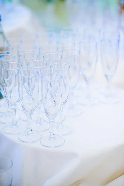 Empty Glasses Table — Stock Photo, Image