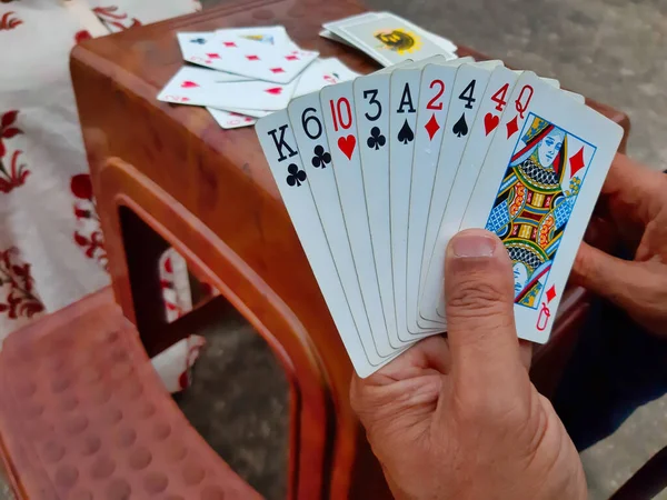 Imagen Una Persona Jugando Las Cartas — Foto de Stock