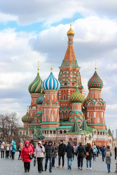 Moscou Rússia Março 2017 Vista Praça Vermelha Catedral Basílio — Fotografia de Stock