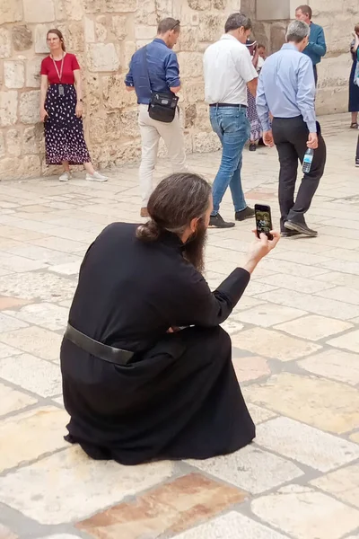 Tel Aviv Israel Octubre 2018 Sacerdote Ortodoxo Fotografía Muro Los — Foto de Stock