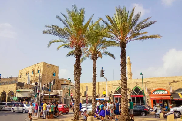 イスラエル テルアビブ2018年10月19日 建物やお店 人で賑わうジャファの街 — ストック写真