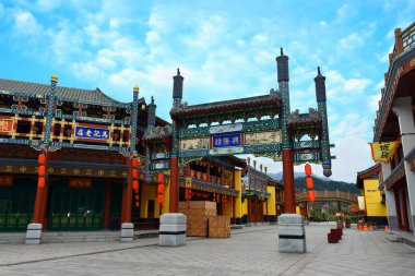 Hengdian Şehri, Jinhua Şehri, Zhejiang Eyaleti, Çin - 20 Ekim 2016: Hengdian Film ve Televizyon Şehri, Pekin Yasak Şehri Panoraması