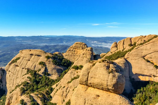 Góry Montserrat Katalonii Słoneczny Dzień Bardzo Ciekawy Kształt Skał — Zdjęcie stockowe