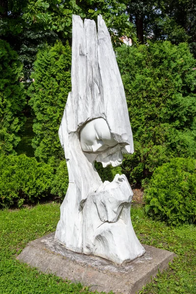 Escultura Una Madre Con Niño Jardín Del Gobernador Yaroslavl Rusia — Foto de Stock