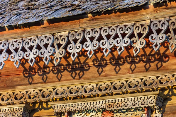 Fragmentos Decoração Das Fachadas Casas Madeira Velhas Habilidades Carpintaria Decorações — Fotografia de Stock