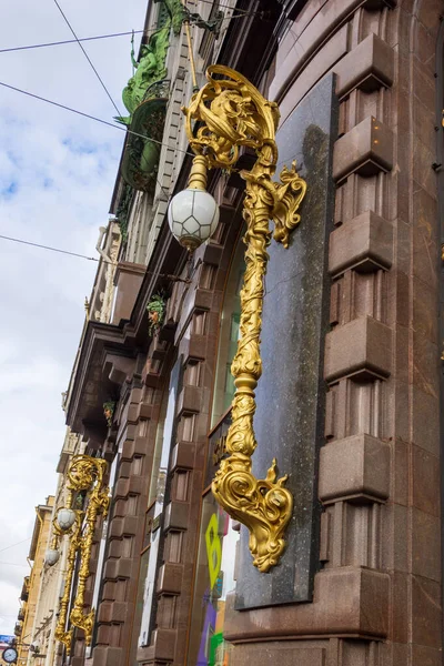 Details Der Fassade Des Zinger Hauses Newski Prospekt Petersburg Russland — Stockfoto