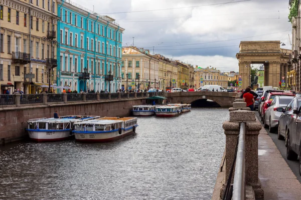 Rússia São Petersburgo Agosto 2020 Belos Edifícios Antigos Aterro Canal — Fotografia de Stock