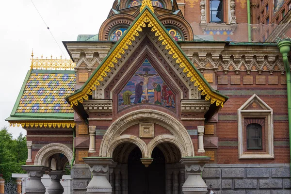 Cathedral Our Savior Spilled Blood Closeup Domes Architecture Facade Details — Stock Photo, Image