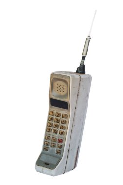 Beyaz arka plan üzerinde izole rustik vintage cep telefonunuzu kapatın