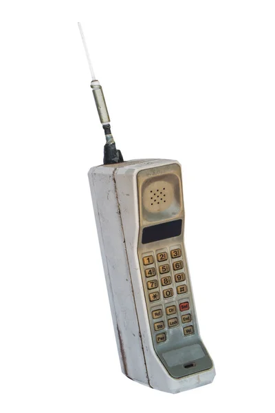 Beyaz arka plan üzerinde izole rustik vintage cep telefonunuzu kapatın