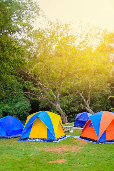 Tenda Colorida Para Recreação Resort — Fotografia de Stock