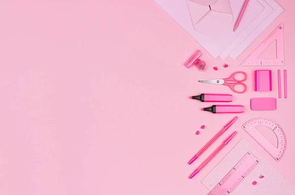 Papeterie Pastellrosa Als Bordüre Mit Kopierraum Auf Rosa Hintergrund Flache — Stockfoto
