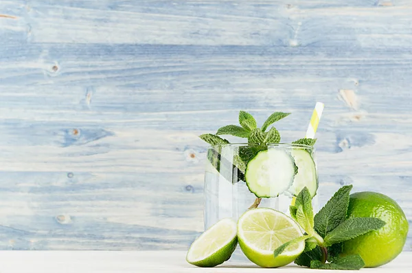 Cool Transparent Summer Lemonade Glass Straw Ingredients Green Cucumber Lime — Stock Photo, Image