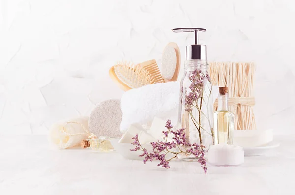Biologische Verse Schone Badkamer Toiletartikelen Cosmetische Producten Voor Lichaam Huid — Stockfoto