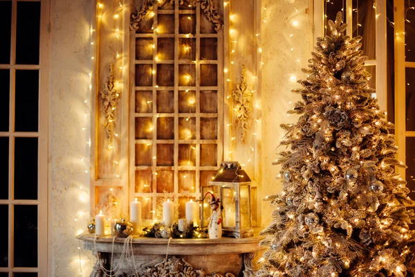 Noche Cálida Acogedora Habitación Navidad Diseño Interiores Árbol Navidad Decorado — Foto de Stock