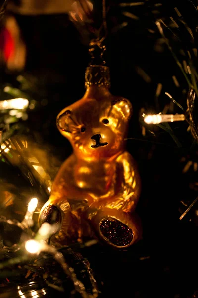 Fechar Foto Clássico Brinquedo Árvore Natal Estrela Ouro Uma Árvore — Fotografia de Stock