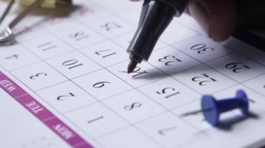 Takvim tarihinde kırmızı işaretli son tarih kavramı 