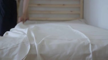 Masada silis jeli ve kaju fıstığı var. .