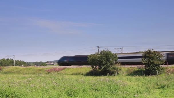 Trem Avanti Pendolino Segue Para Norte Através Plumpton Cúmbria Linha — Vídeo de Stock