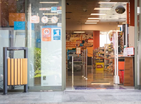 Eingang Des Smart Supermarktes Mit Innenblick Tiflis Ohne Menschen Oktober — Stockfoto